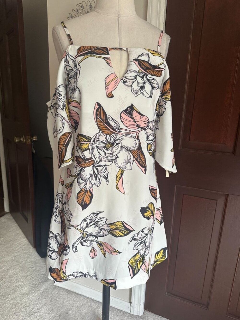 NWT State of Being Cream Floral Mini Tunic Dress Size A